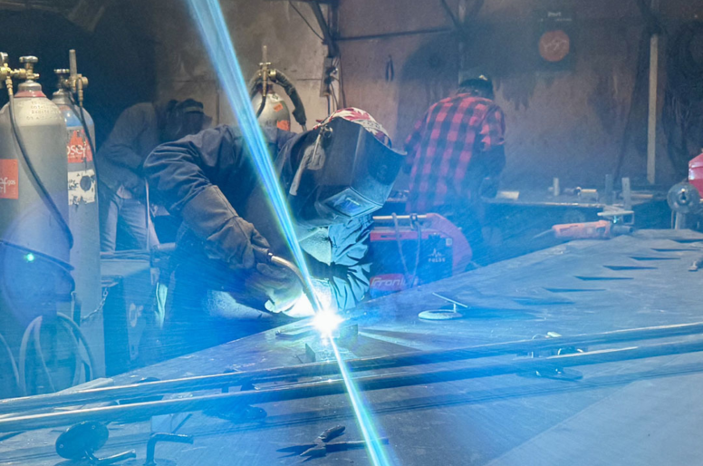 Forger sa place dans l’acier : l’histoire d’Anna Tokar et son engagement envers les Elles de la construction