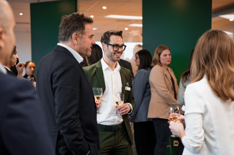 Soirée inspirante de réseautage chez PCL Construction