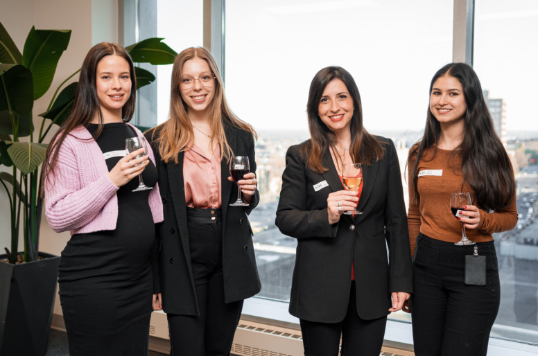 Soirée inspirante de réseautage chez PCL Construction