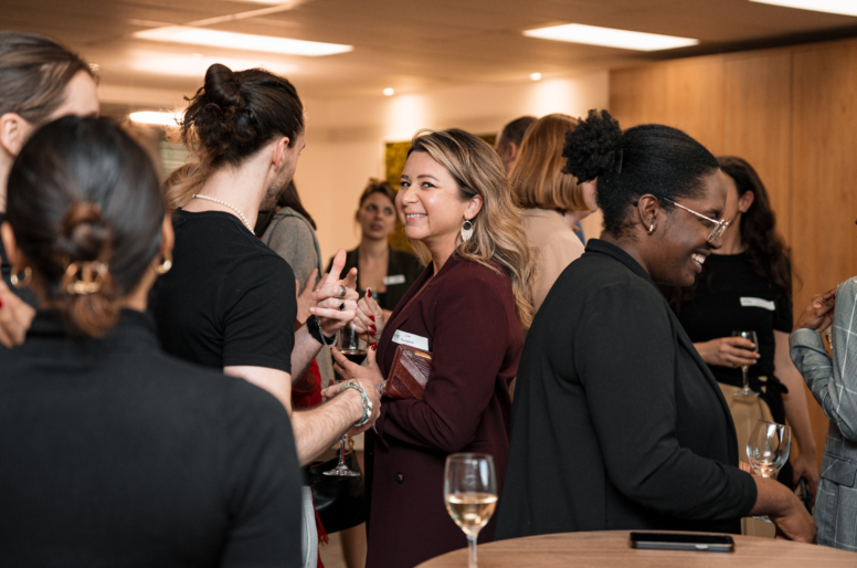 Soirée inspirante de réseautage chez PCL Construction