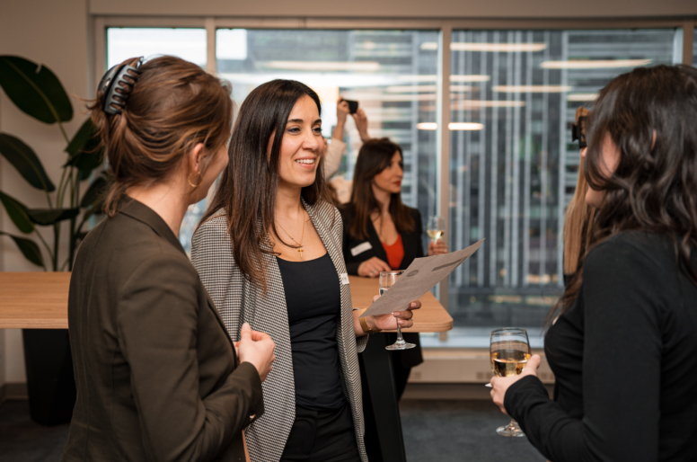 Soirée inspirante de réseautage chez PCL Construction