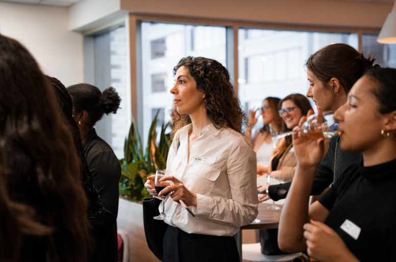 Soirée inspirante de réseautage chez PCL Construction