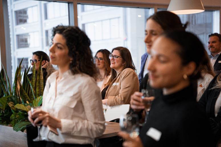 Soirée inspirante de réseautage chez PCL Construction